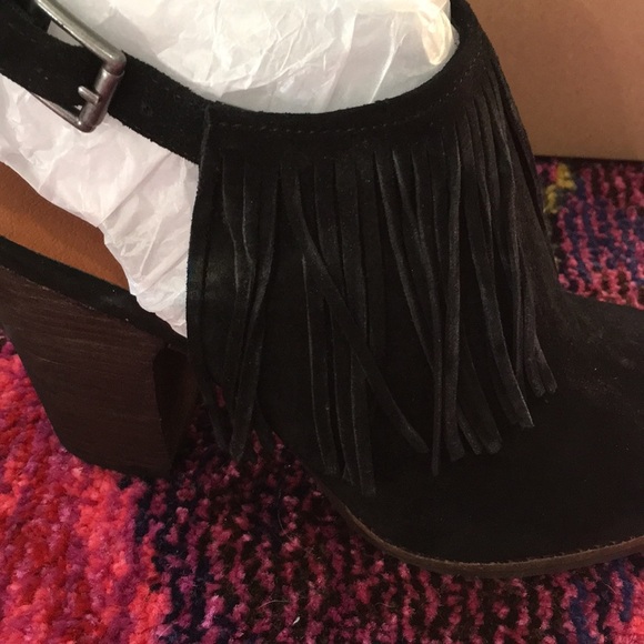 Lucky brand leather fringe peep toe slides - Picture 2 of 5